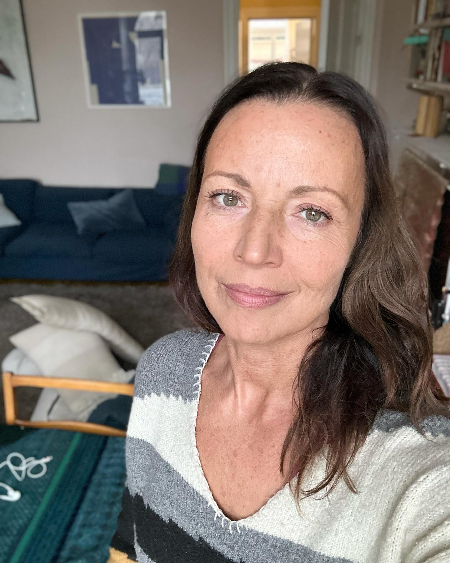 Magdalena planerar och har mål i livet, men fokuserar snarare på att skapa förutsättningar i nuet för att ”nå” dessa snarare än att manifestera en framtid.